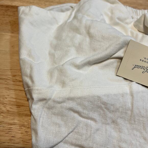 Universal Thread Women's White Tie-Front Cropped Tank Top - Size Large - NWT - Picture 3 of 8